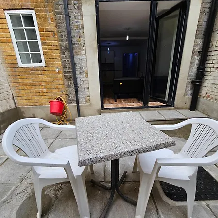 London E1 Apartment Exterior photo